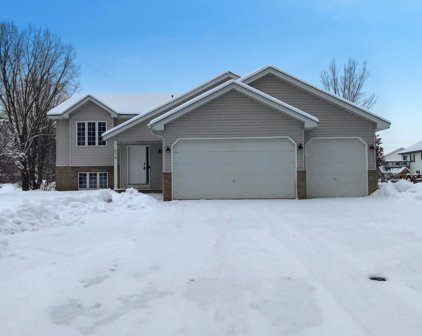 674 Lois Lane, Lino Lakes