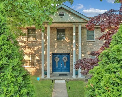 433 New Rochelle Road, Bronxville