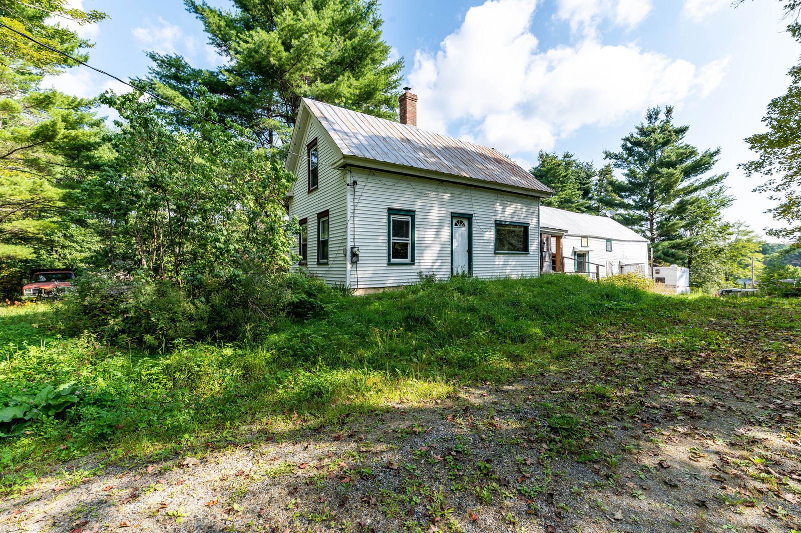 121 North Road, Athens, 04912