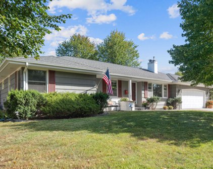 6141 Chowen Avenue S, Edina