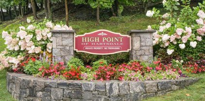 200 High Point Drive Unit #312, Hartsdale