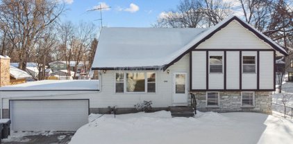 1541 16th Street NW, New Brighton
