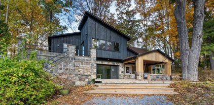 7 Hillside Avenue, Lewisboro