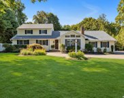10 Northfield Drive, Northport image