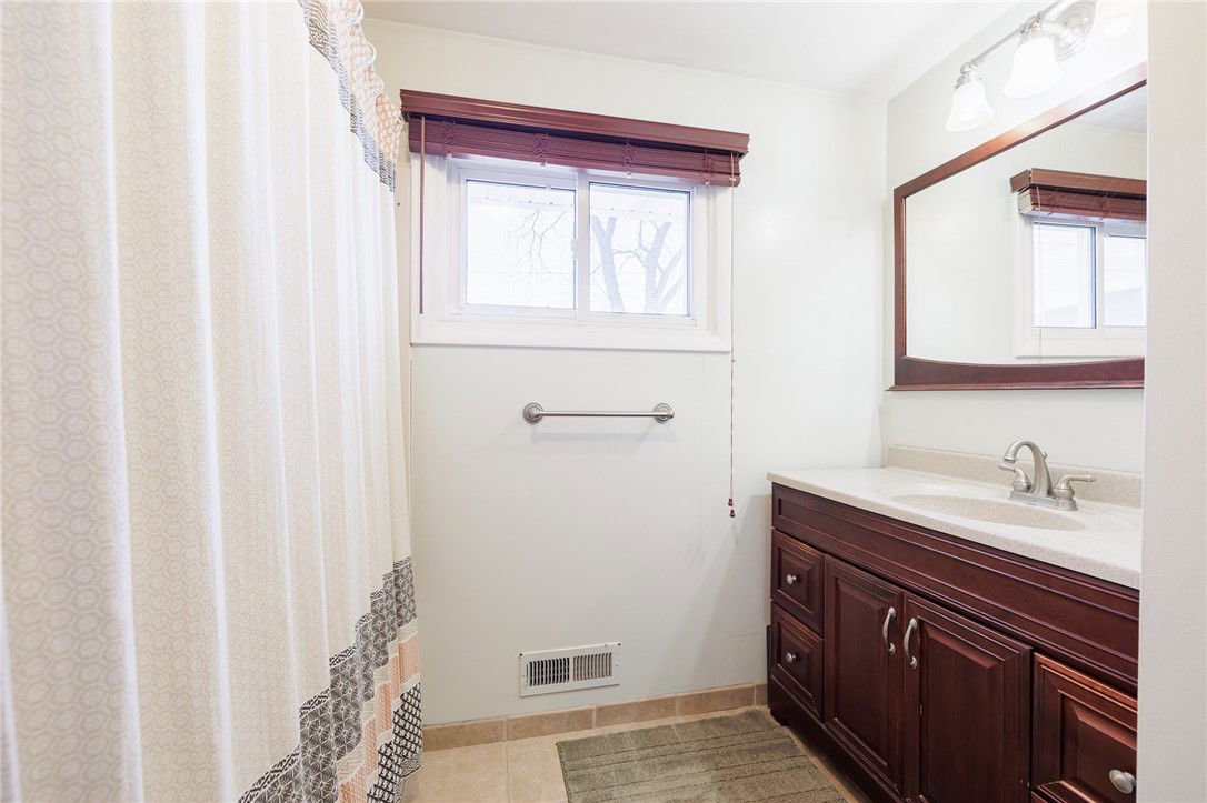 170 Dellwood Road, Greece, 14616