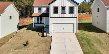 7872 Winkman Drive, Fairburn