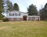 628 Magnus Lane, Robinson Twp - Nwa image