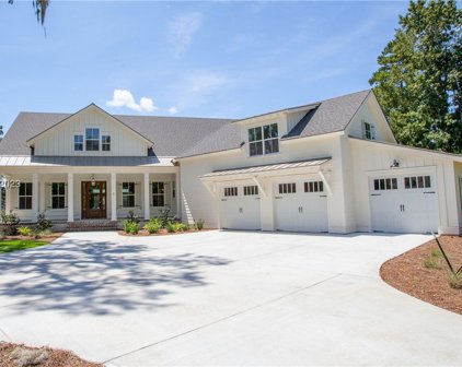 80 Hampton Hall Boulevard, Bluffton