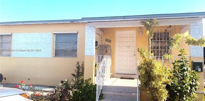 662 E 21st St, Hialeah