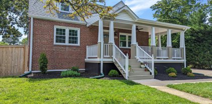 8436 Leaf Rd, Alexandria