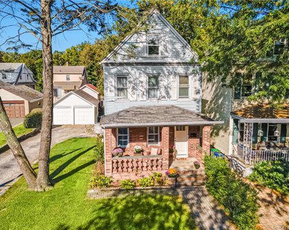 129 Second Avenue, Pelham