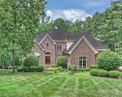 118 Maddaket  Loop, Mooresville