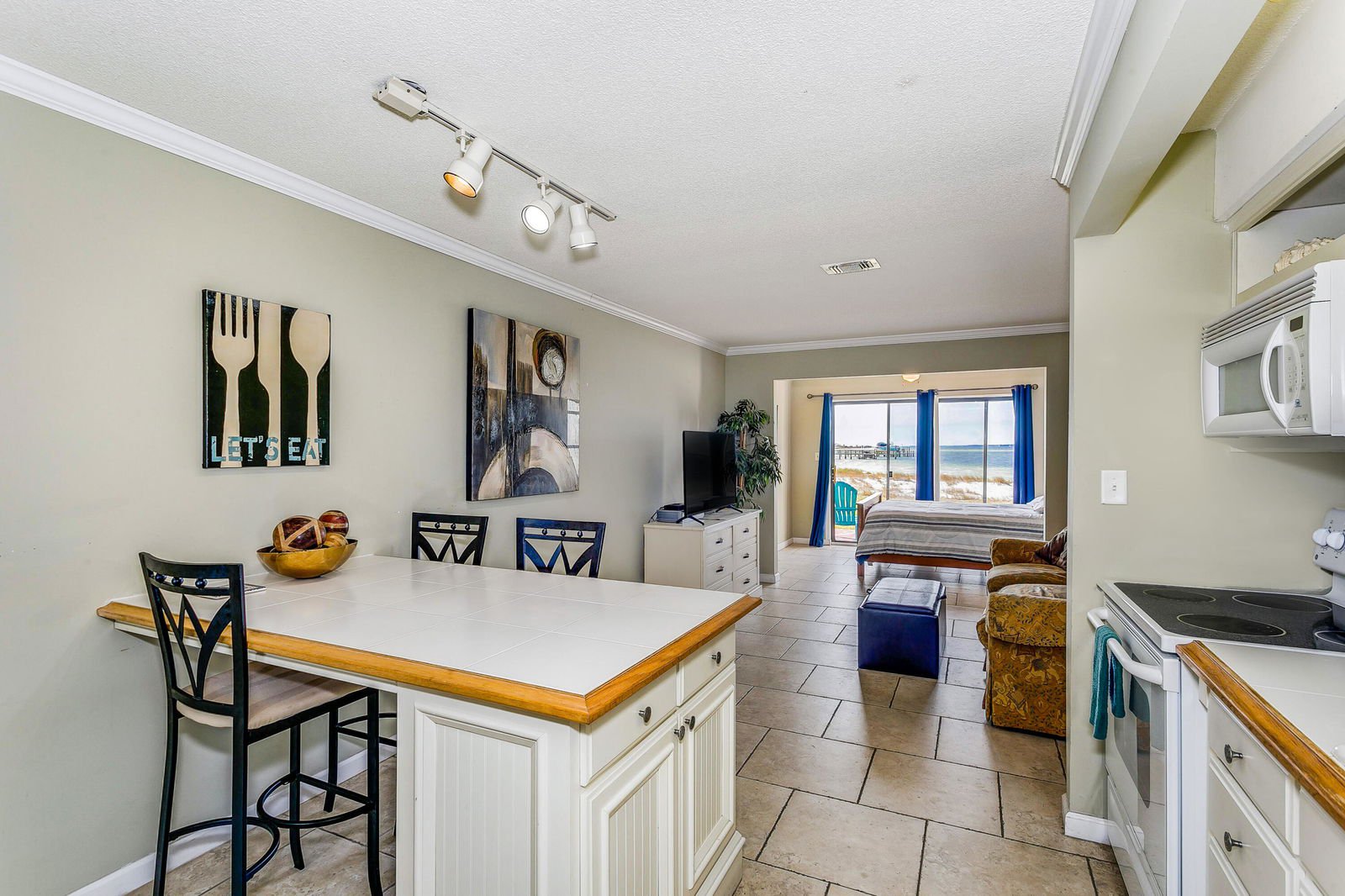 7453 Sunset Harbor Drive Unit APT 2111, Navarre FL 32566, Property