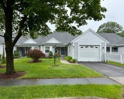 16 Clover Lane Unit #9b, Essex