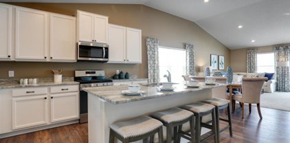 418 Greywood Boulevard, Delano