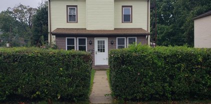 637 Andrews Ave, Darby