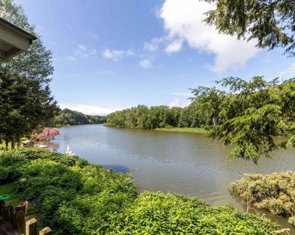 102 Northview Drive, Burlington
