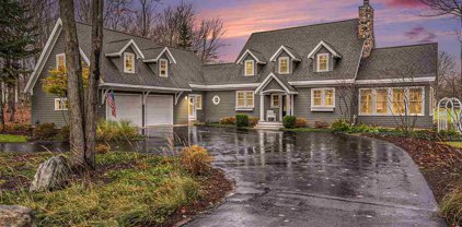 716 Woodhill, Harbor Springs