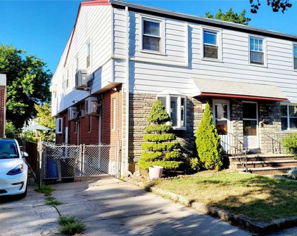 154-15 58th Rd, Flushing