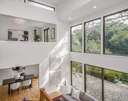 46 Island Road, North Oaks