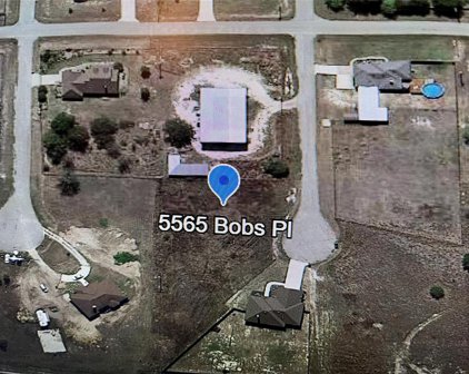 5565 Bobs  Place, Fort Worth