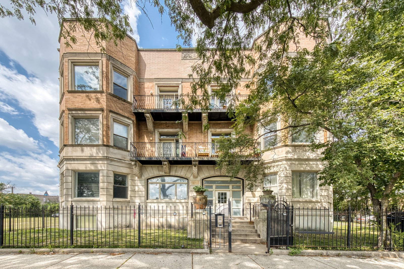 5016 S King Drive Unit #1E, Chicago, 60615
