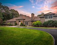 10 High Meadow Road, Saddle River image