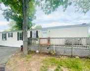 401 Oak Dr, Green Lane image