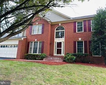 1507 Summerset Pl, Herndon