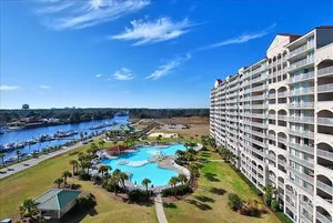 yacht club villas