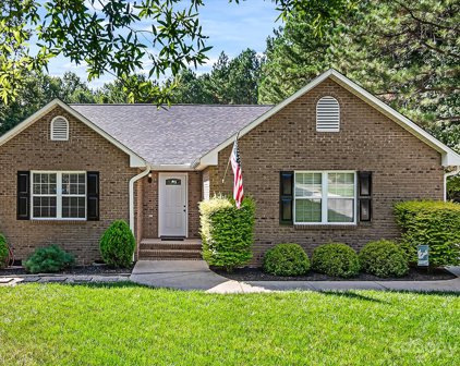 159 Kingfisher  Drive, Mooresville