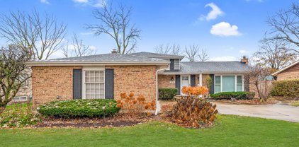 3231 Maple Leaf Drive, Glenview