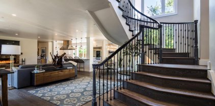 9 Sonoma LN, Carmel