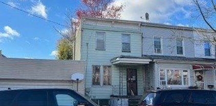 94-42 113th Street, Richmond Hill