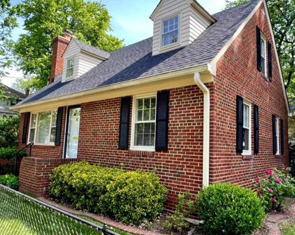 4 E Walnut St, Alexandria