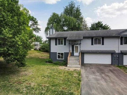 9859 Cavell Circle, Bloomington