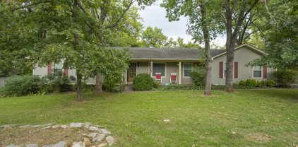 419 Robertson Dr, Smyrna
