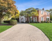119 Indian Trail Road, Oak Brook image
