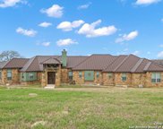 132 N Abrego Crossing, Floresville image