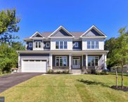 10206 Blake Ln, Oakton image