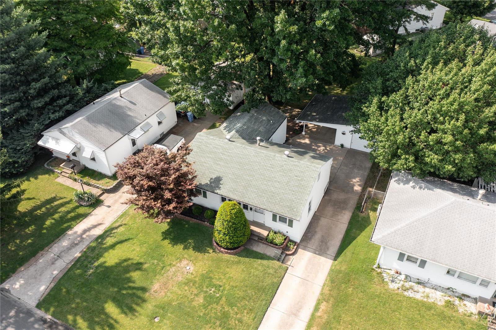 3 Wescott Drive, Florissant, 63031