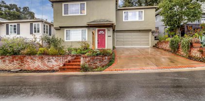 25 Pine AVE, San Carlos