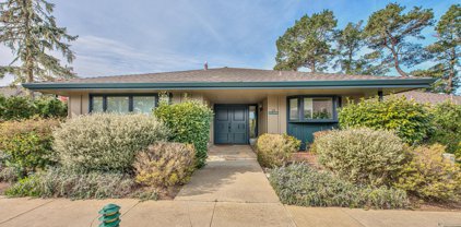 13 Del Mesa Carmel, Carmel