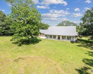 21270 Greenwell Springs Rd, Central image