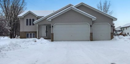 674 Lois Lane, Lino Lakes