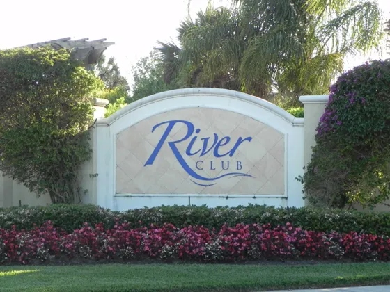 River Club sign