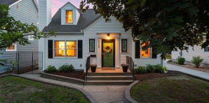 3949 Hubbard Avenue N, Robbinsdale