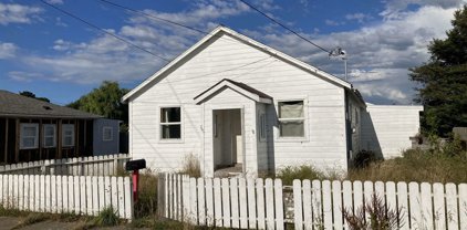 741 B, Crescent City