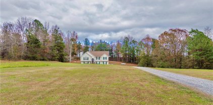 7672 Lula Road, Lula