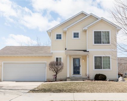 460 Se Waco  Place, Waukee
